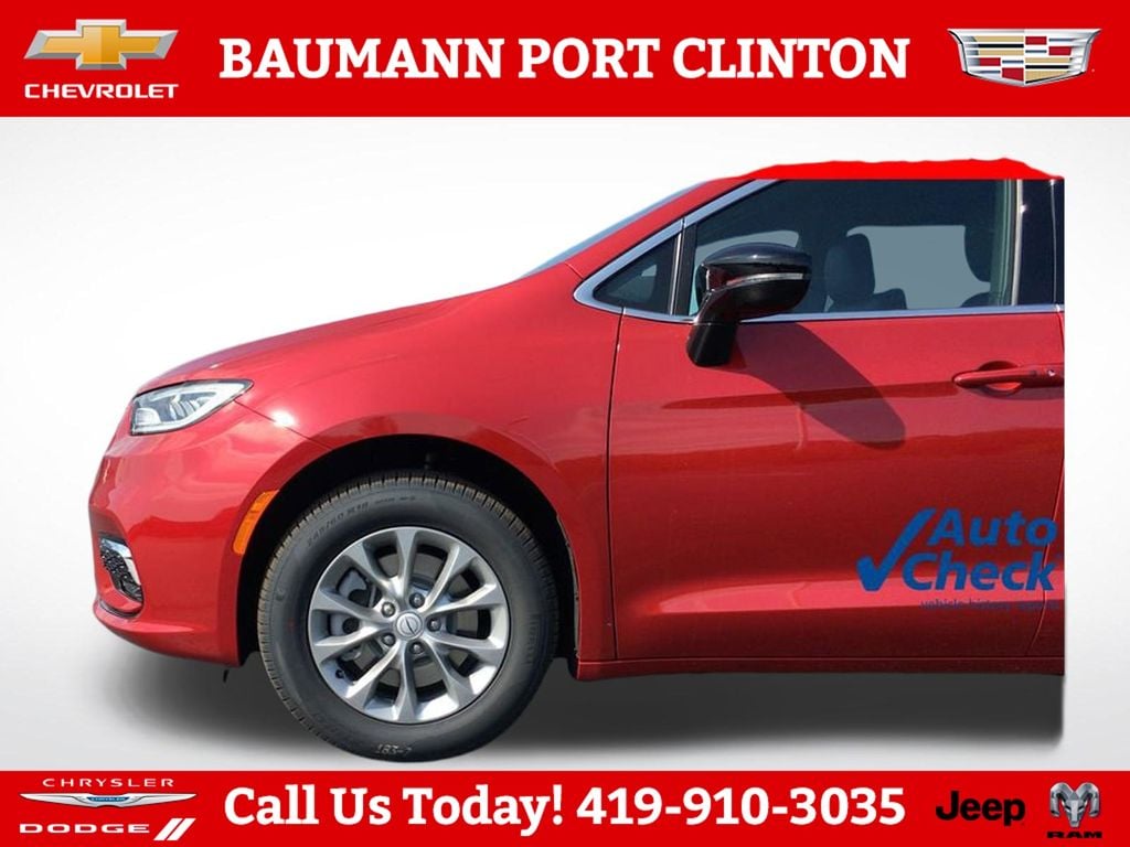 2026 Chrysler Pacifica Select - Photo 24