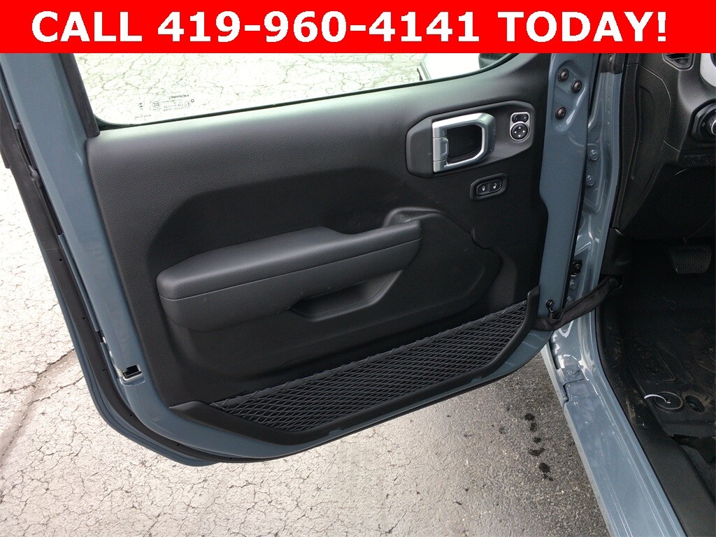 New 2026 Jeep Gladiator SPORT S 4X4 Pickup