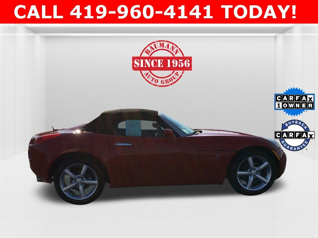2009 Pontiac Solstice Base photo 3