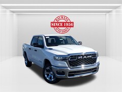 2026 Ram 1500 BIG HORN CREW CAB 4X4 5'7 BOX Pickup
