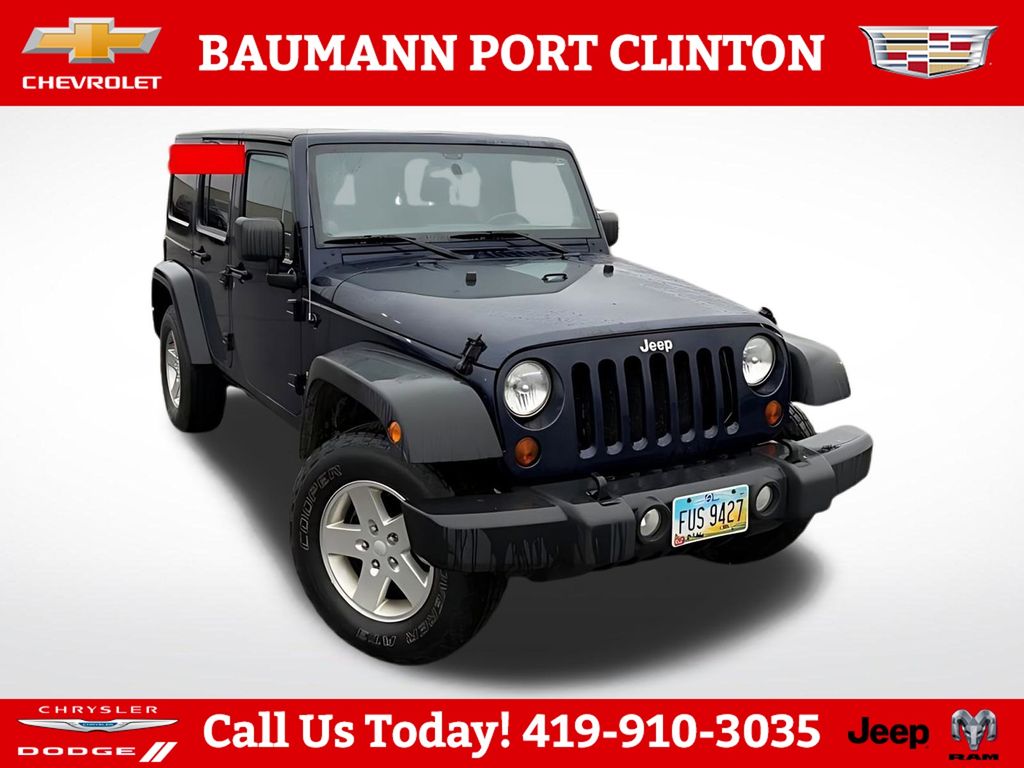 2013 Jeep Wrangler Sport's photo
