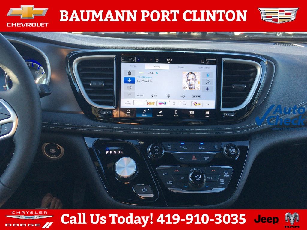 2026 Chrysler Pacifica Select - Photo 21