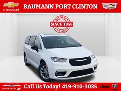 2026 Chrysler Pacifica LIMITED Passenger Van