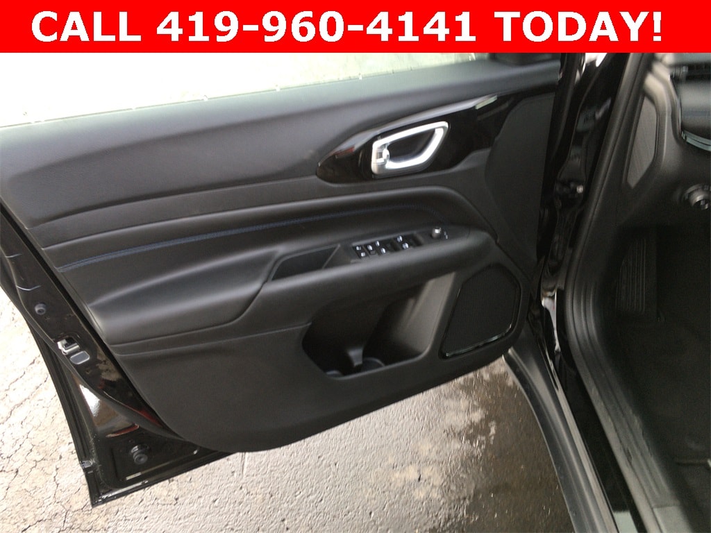 New 2026 Jeep Compass LATITUDE ALTITUDE 4X4 Sport Utility