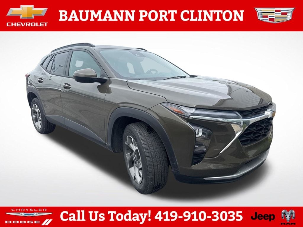 2024 Chevrolet Trax LT's photo