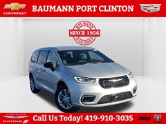 2026 Chrysler Pacifica SELECT AWD Passenger Van