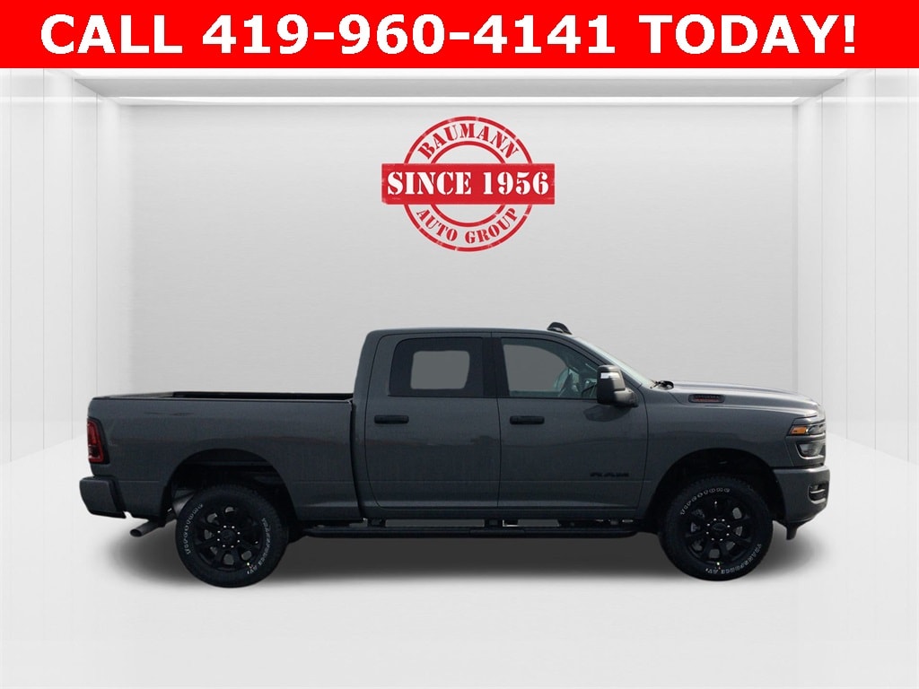 New 2026 Ram 2500 BIG HORN CREW CAB 4X4 6'4 BOX Pickup