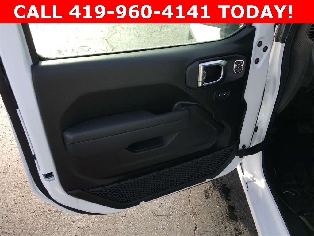 New 2026 Jeep Gladiator SPORT S 4X4 Pickup