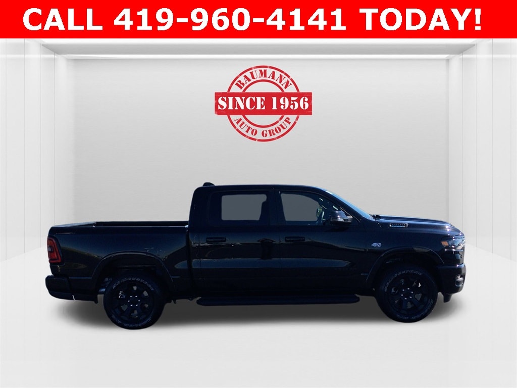 New 2026 Ram 1500 BIG HORN CREW CAB 4X4 5'7 BOX Pickup