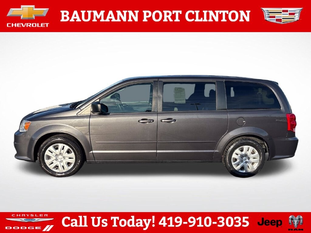 Used 2016 Dodge Grand Caravan SE with VIN 2C4RDGBG4GR398604 for sale in Port Clinton, OH
