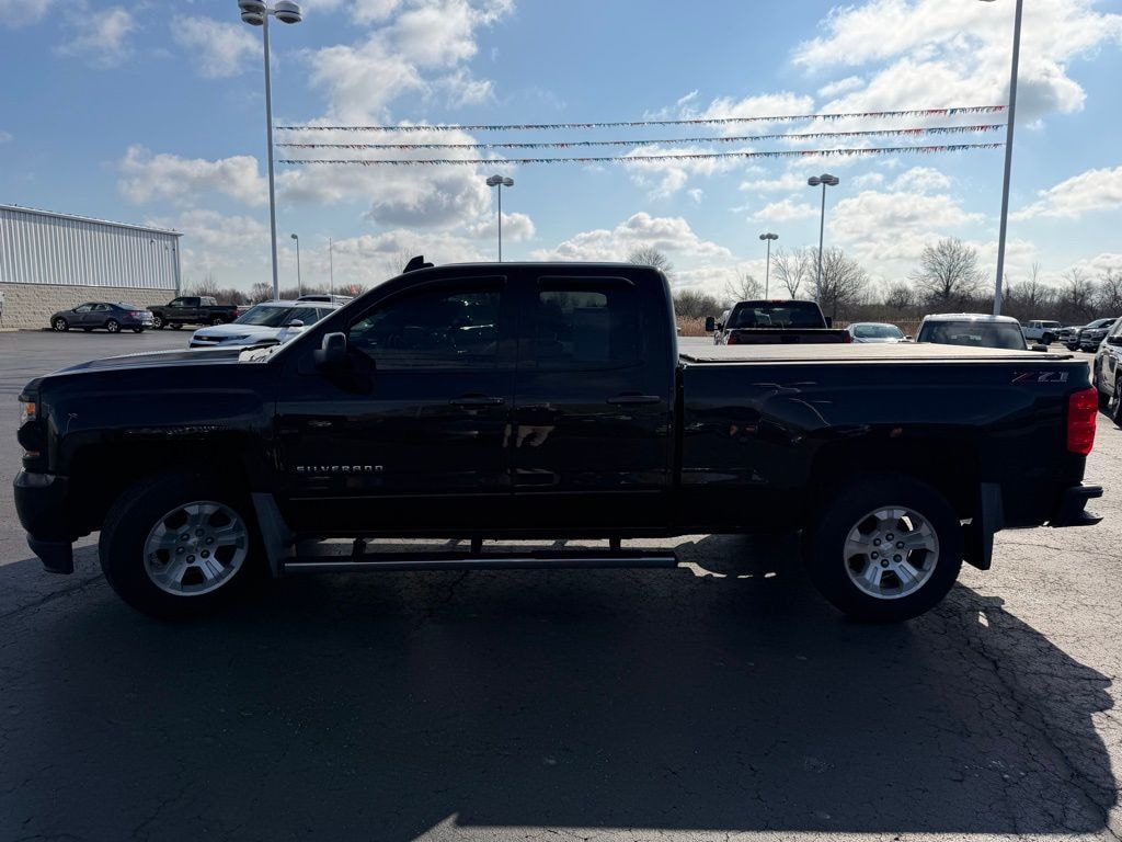 Used 2018 Chevrolet Silverado 1500 LT Truck