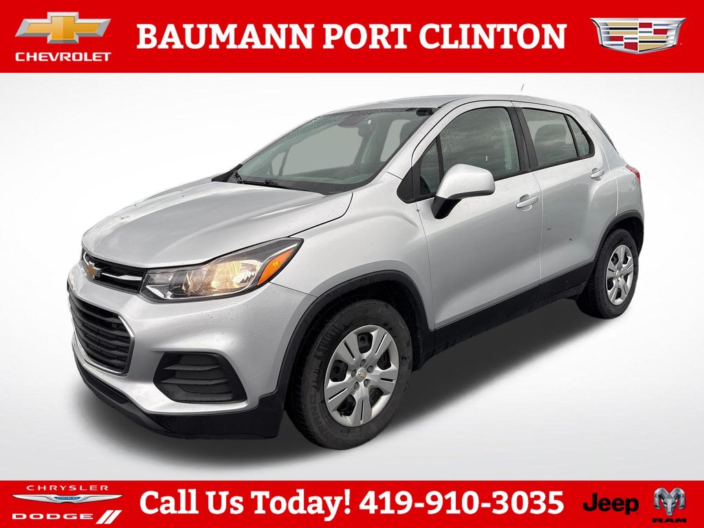 Used 2018 Chevrolet Trax LS with VIN KL7CJKSB4JB612676 for sale in Port Clinton, OH