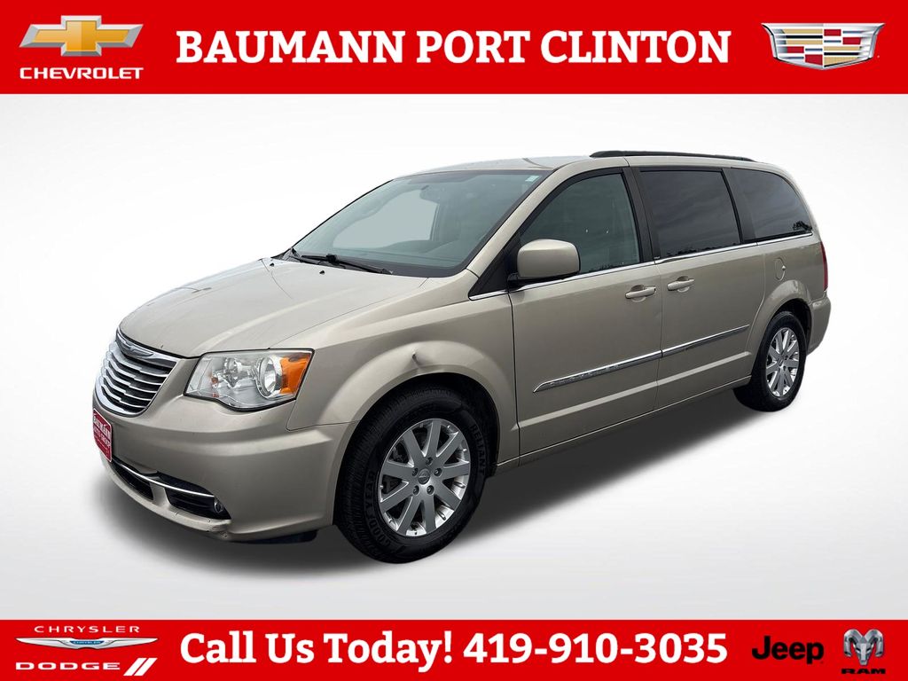 Used 2013 Chrysler Town & Country Touring with VIN 2C4RC1BG5DR806233 for sale in Port Clinton, OH