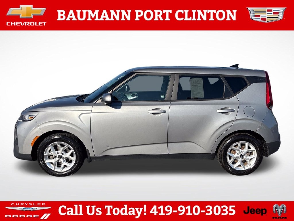 Used 2022 Kia Soul LX Hatchback