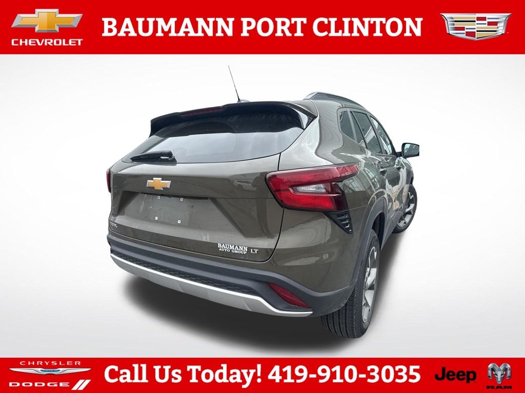 Used 2024 Chevrolet Trax LT SUV