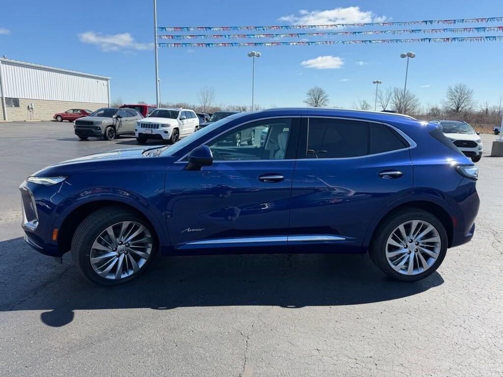 Used 2025 Buick Envision Avenir SUV
