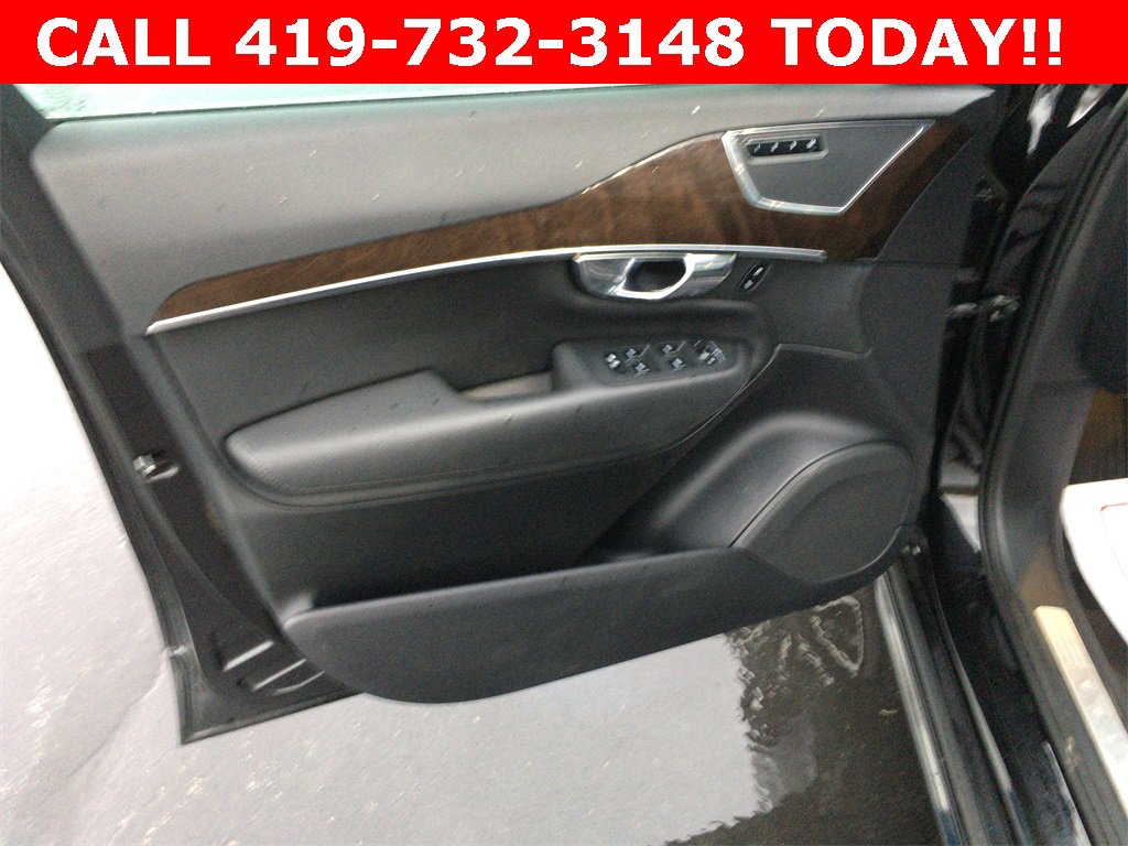 Used 2016 Volvo XC90 Momentum with VIN YV4A22PK6G1022085 for sale in Port Clinton, OH