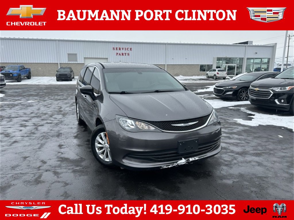 2017 Chrysler Pacifica Touring