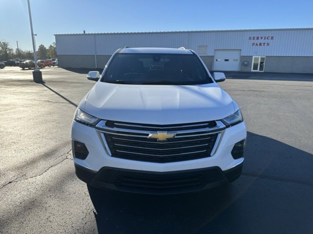 Used 2023 Chevrolet Traverse LT Cloth SUV