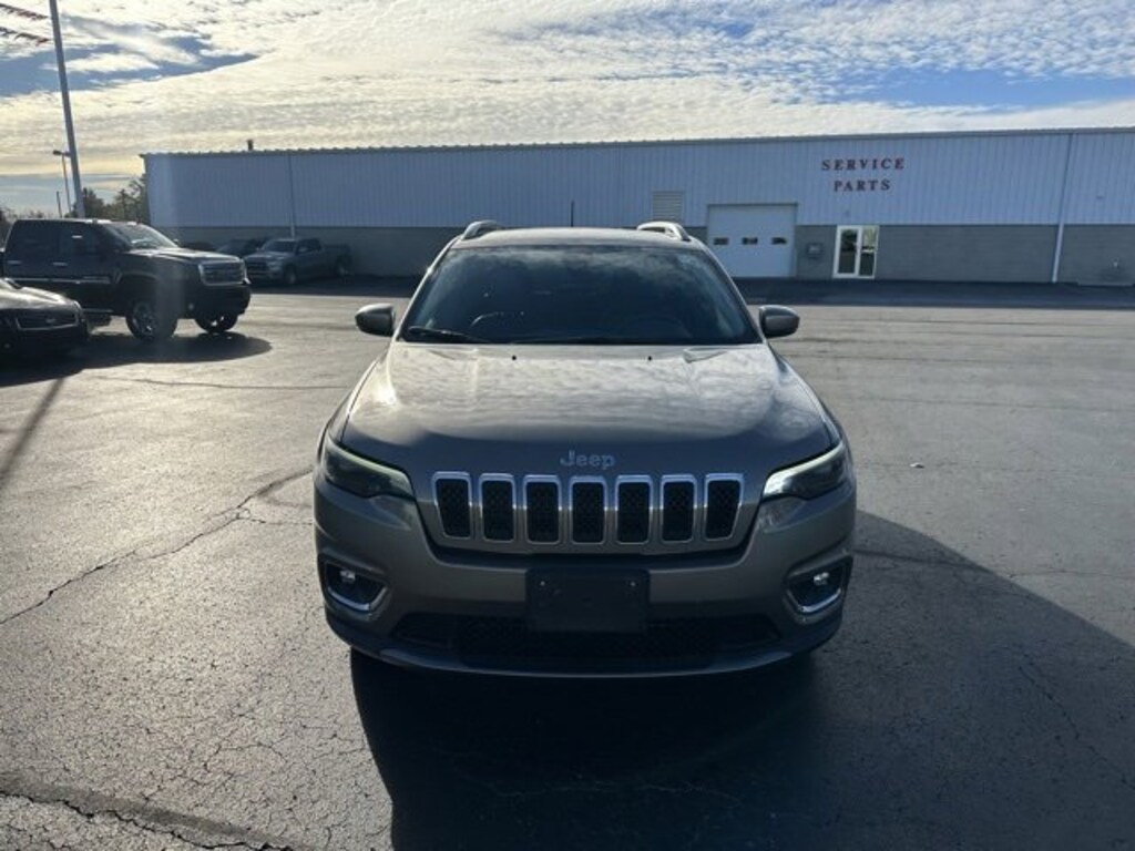 Used 2019 Jeep Cher Limi