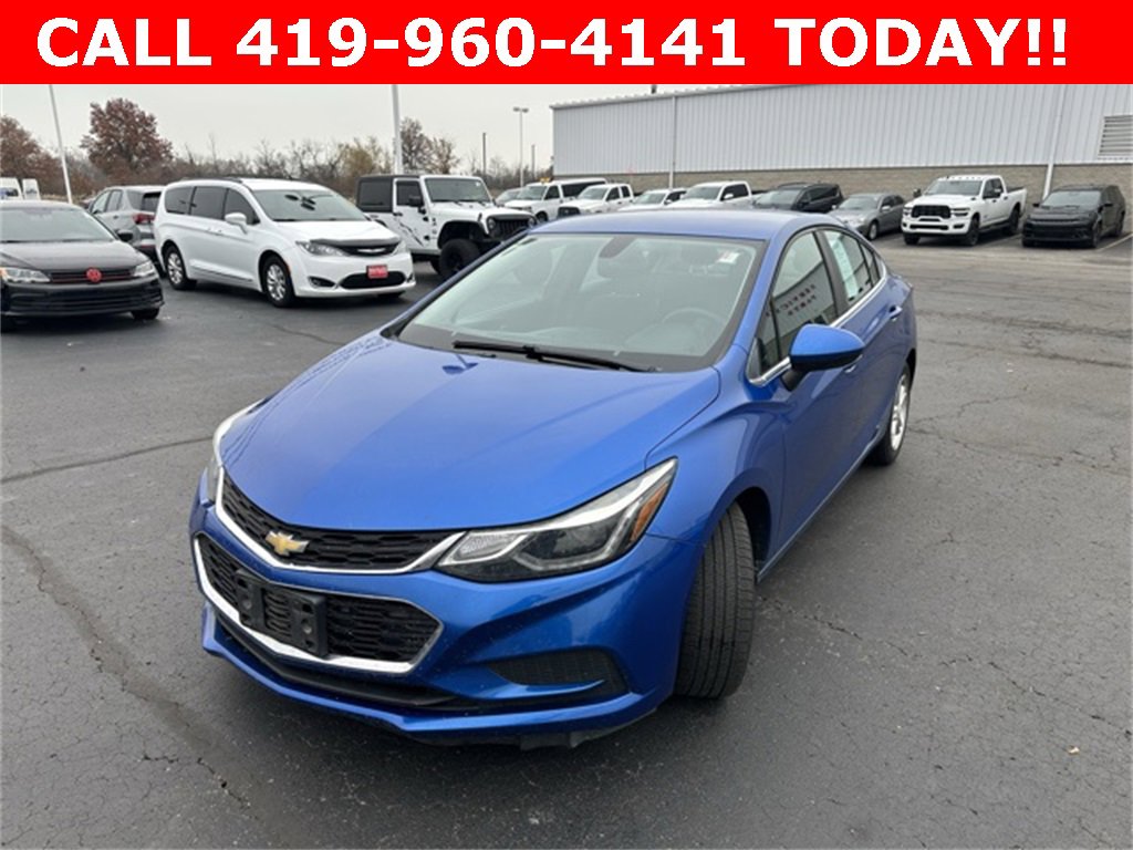 2016 Chevrolet Cruze LT photo 3