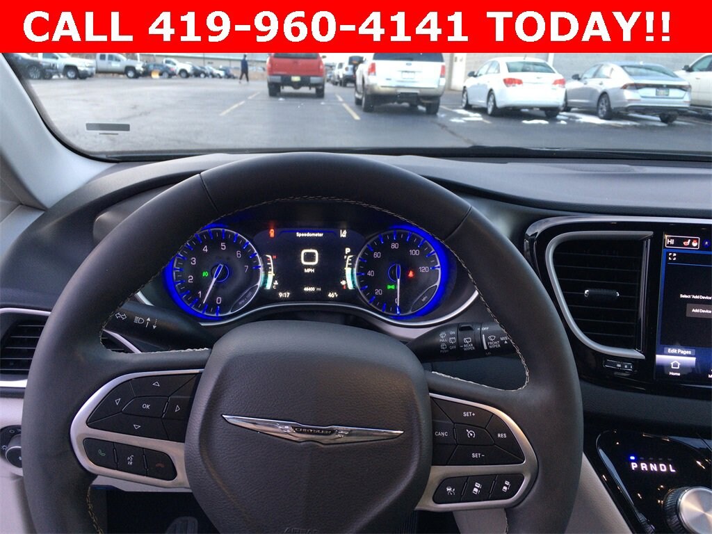 Used 2024 Chrysler Pacifica Touring L