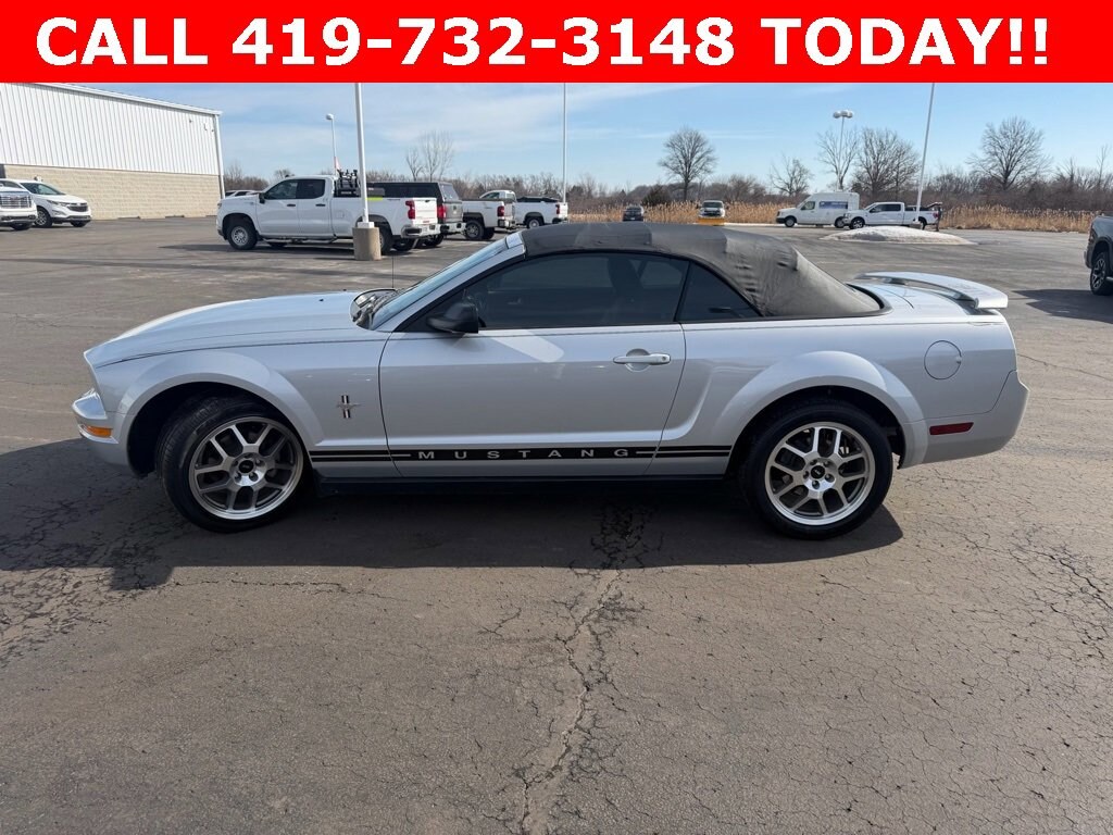 Used 2006 Ford Mustang Standard