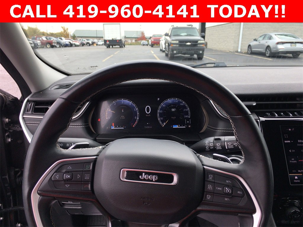 2021 Jeep Grand Cherokee Laredo photo 3