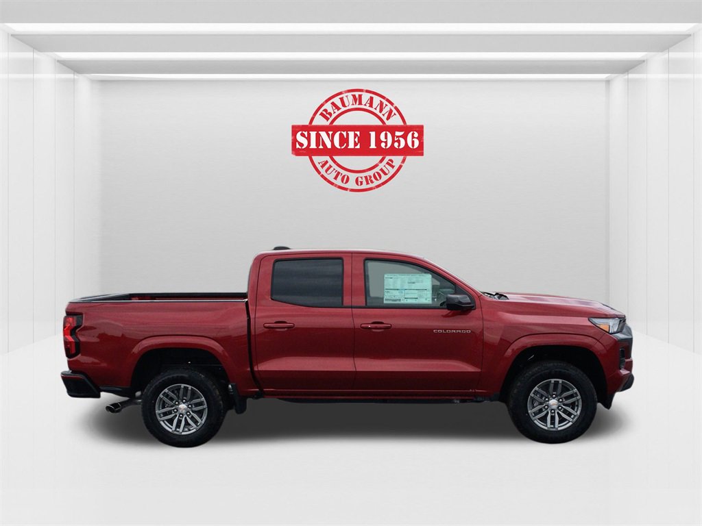 2026 Chevrolet Colorado LT photo 3