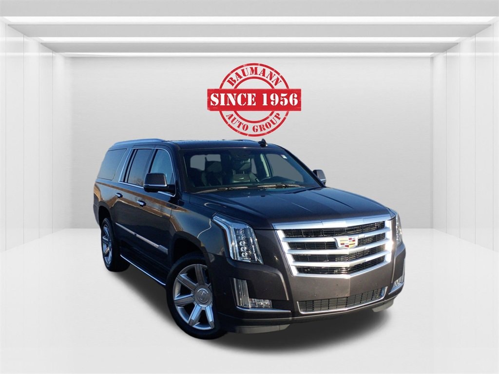 2018 Cadillac Escalade ESV Luxury's photo