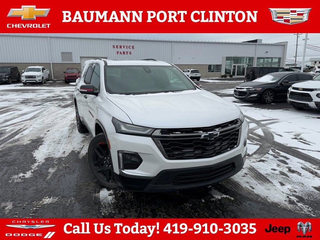 Used 2023 Chevrolet Traverse Premier SUV