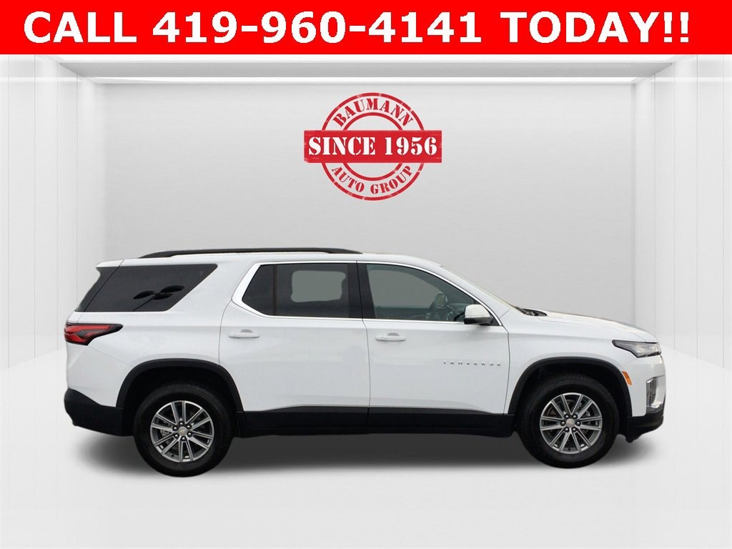 Used 2023 Chevrolet Traverse LT Cloth SUV