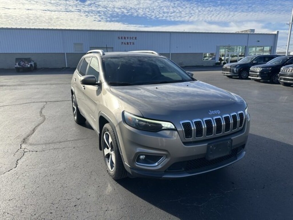 Used 2019 Jeep Cher Limi