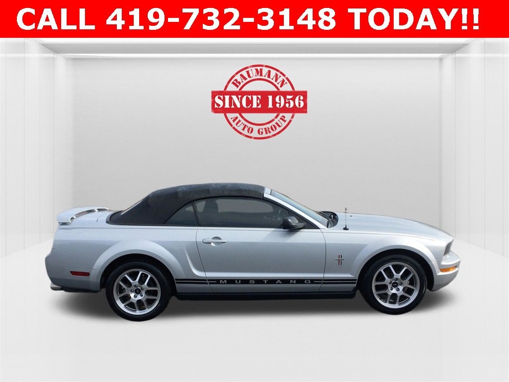 Used 2006 Ford Mustang Standard