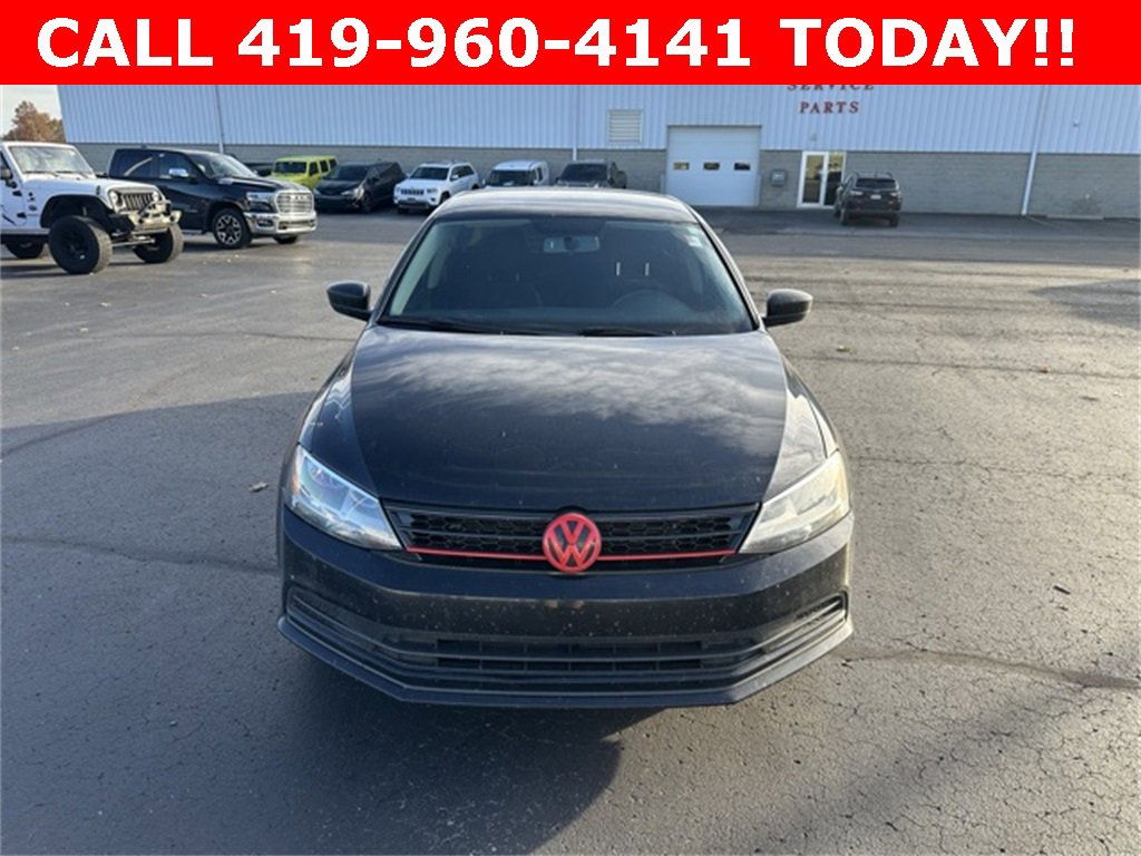 Used 2015 Volkswagen Jetta SE with VIN 3VWB17AJ9FM292451 for sale in Port Clinton, OH