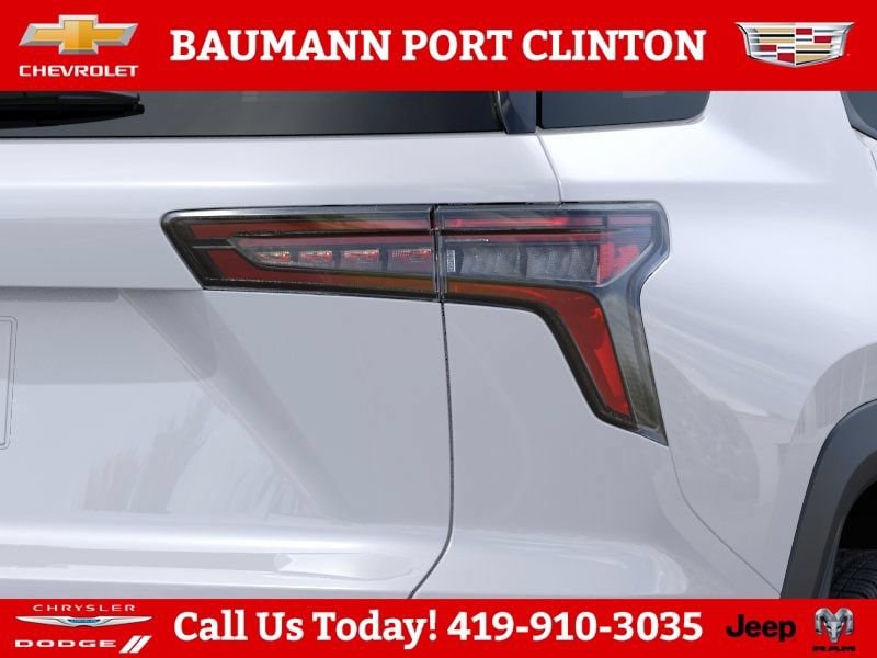 2027 Chevrolet Equinox LT - Photo 12