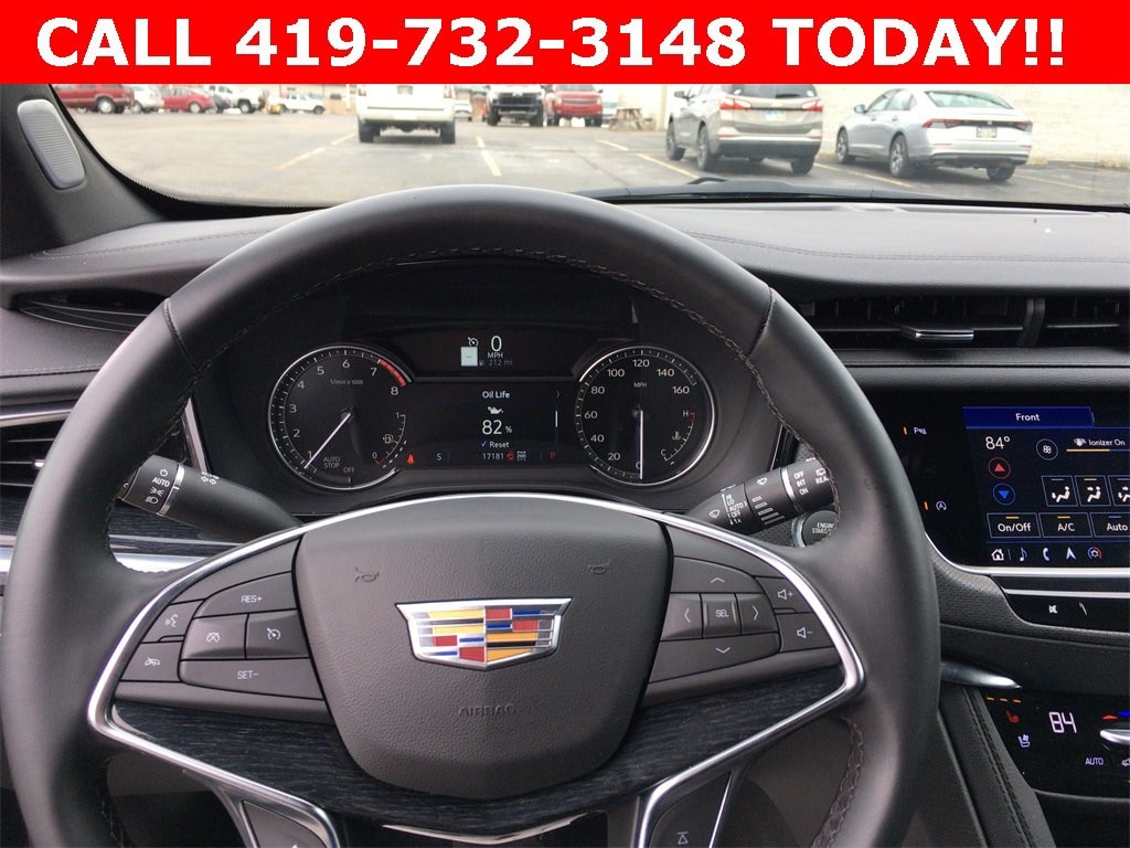 Used 2025 CADILLAC XT5 Premium Luxury SUV
