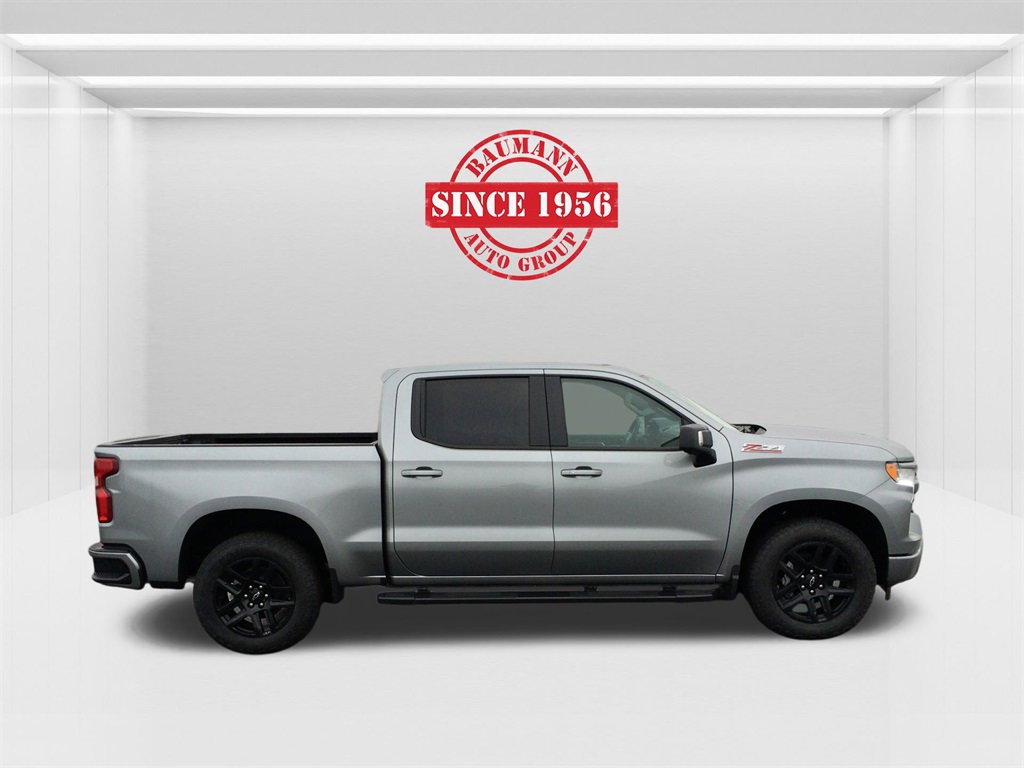 2026 Chevrolet Silverado 1500 RST photo 4