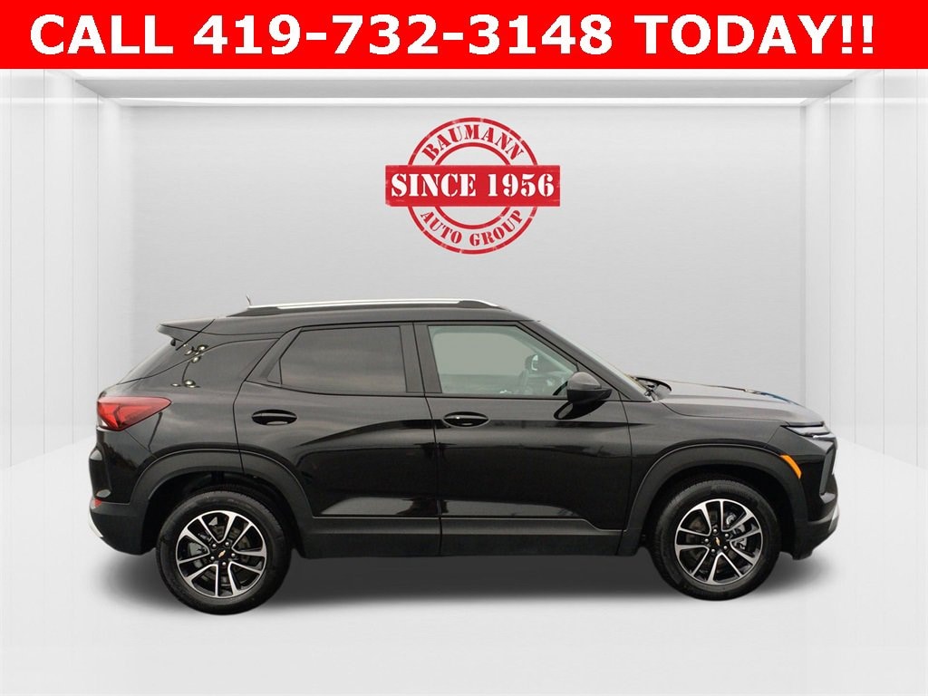 Used 2025 Chevrolet Trailblazer LT SUV