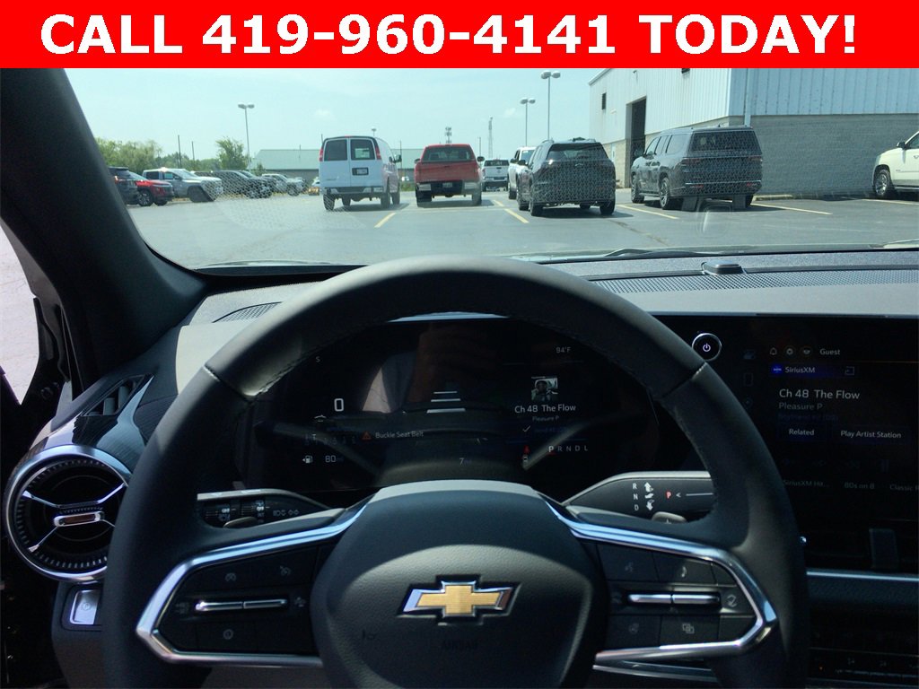 2026 Chevrolet Equinox LT photo 3