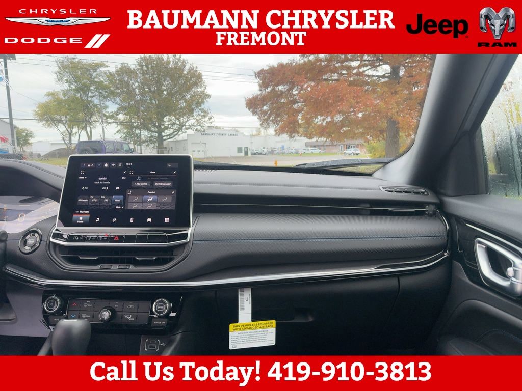 2026 Jeep Compass Latitude Altitude - Photo 13