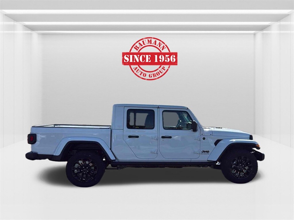 2025 Jeep Gladiator Sport photo 4