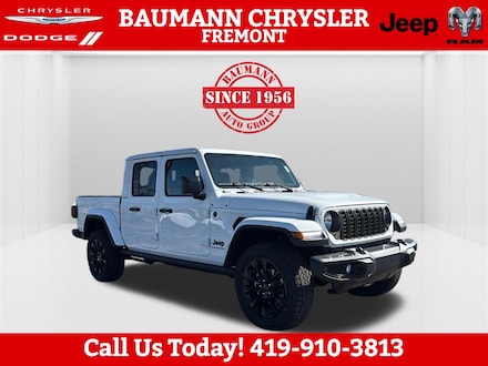 Featured new 2025 Jeep Gladiator NIGHTHAWK 4X4 Pickup for sale in Port Clinton, OH