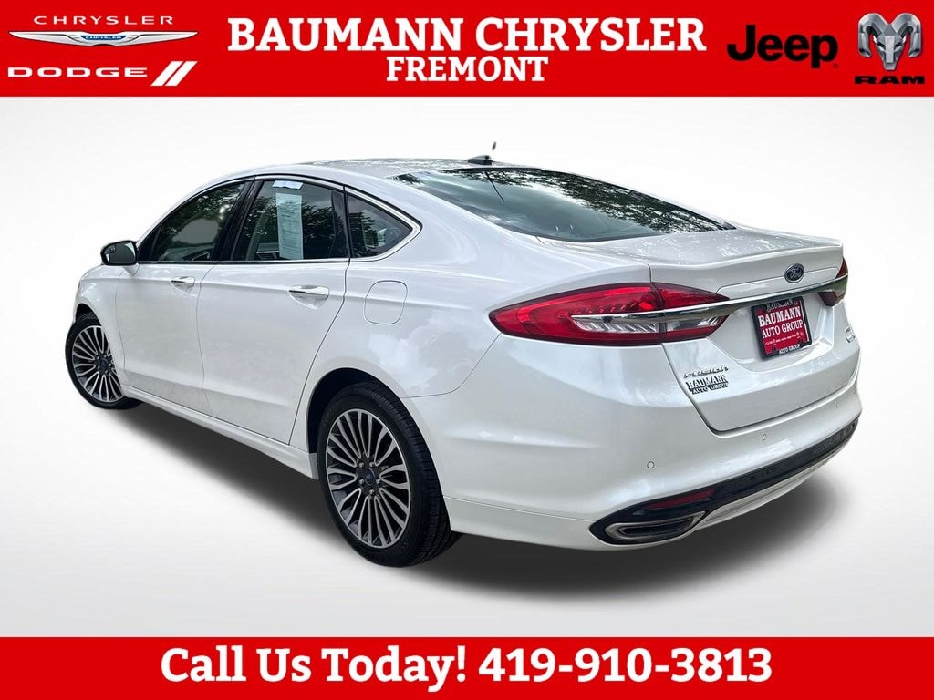 Used 2017 Ford Fusion SE Sedan