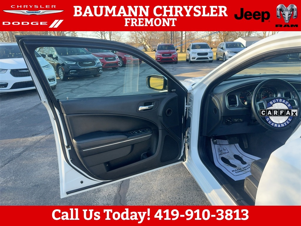 Used 2014 Dodge Charger SXT Plus with VIN 2C3CDXHGXEH134923 for sale in Fremont, OH