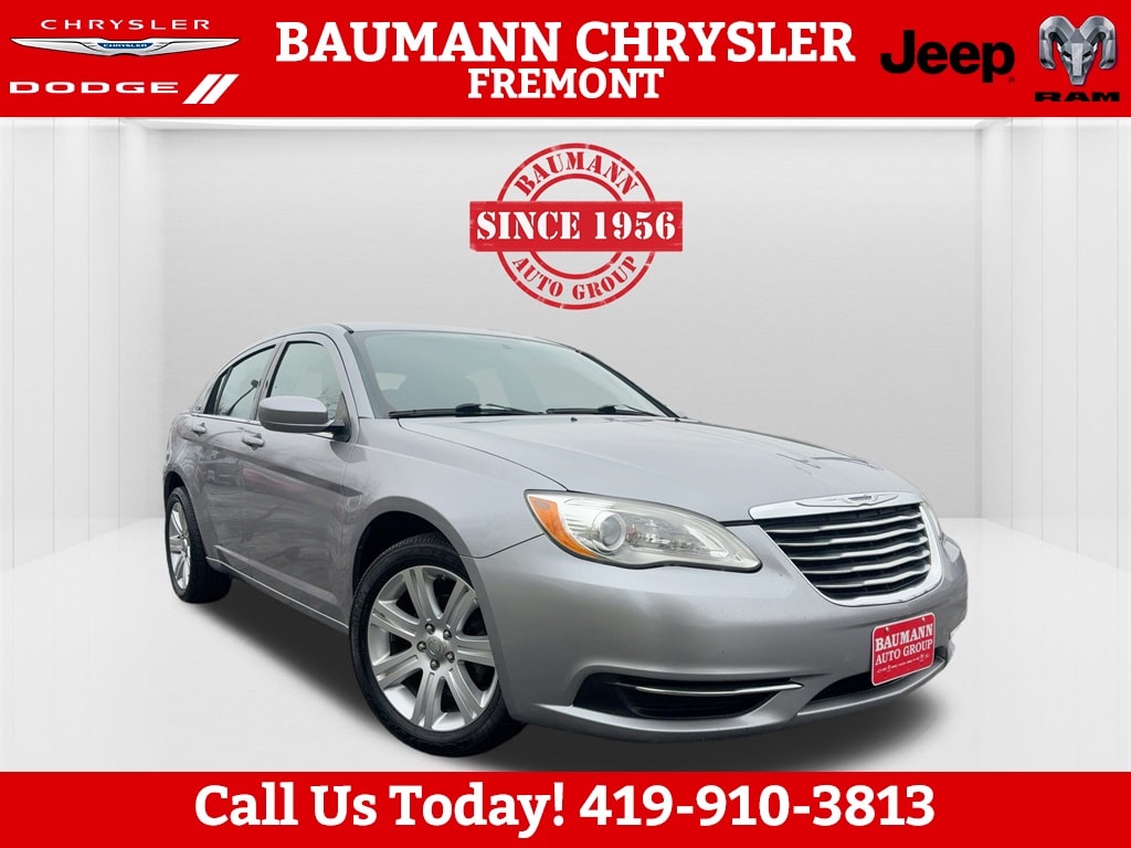 2013 Chrysler 200 LX