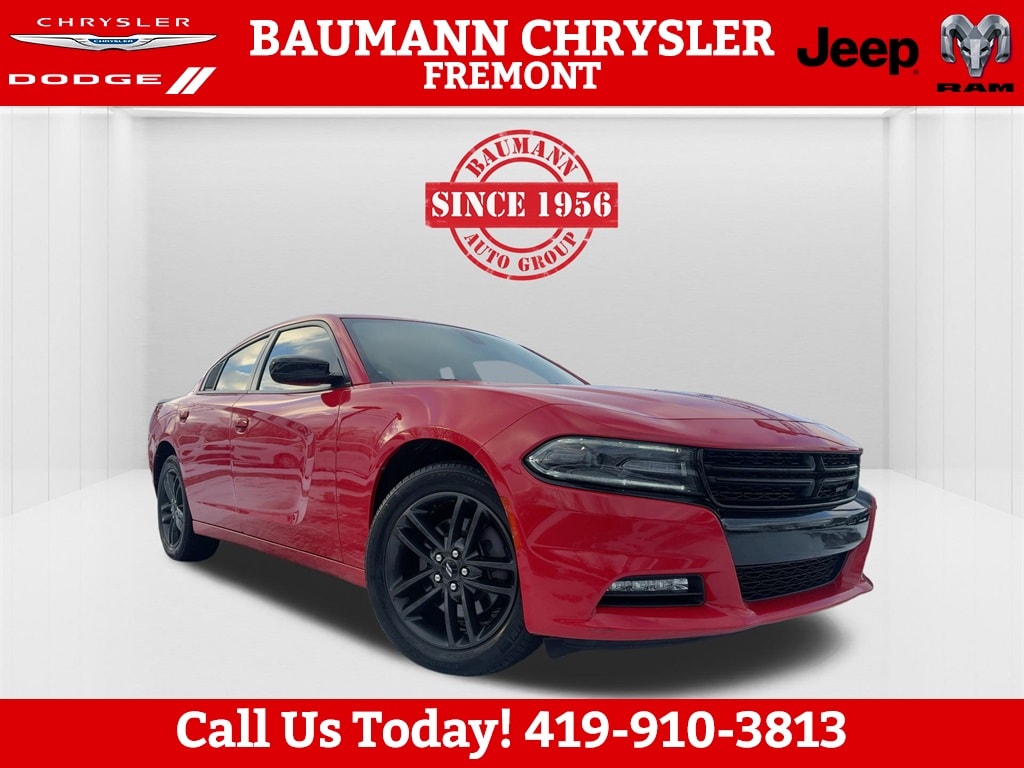 2019 Dodge Charger SXT's photo