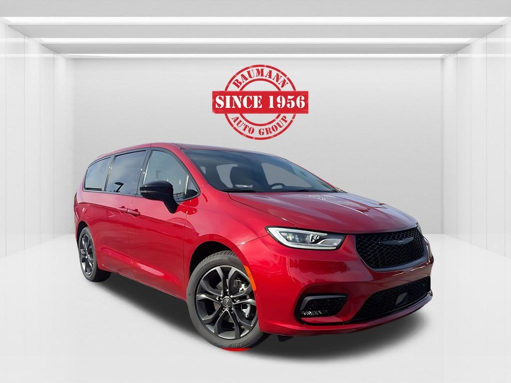 New 2026 Chrysler Pacifica SELECT Passenger Van