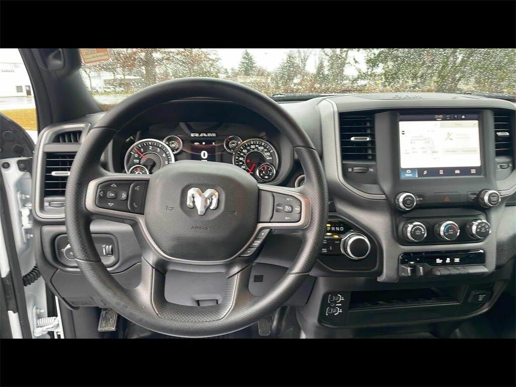 2024 Ram 2500 Tradesman photo 2