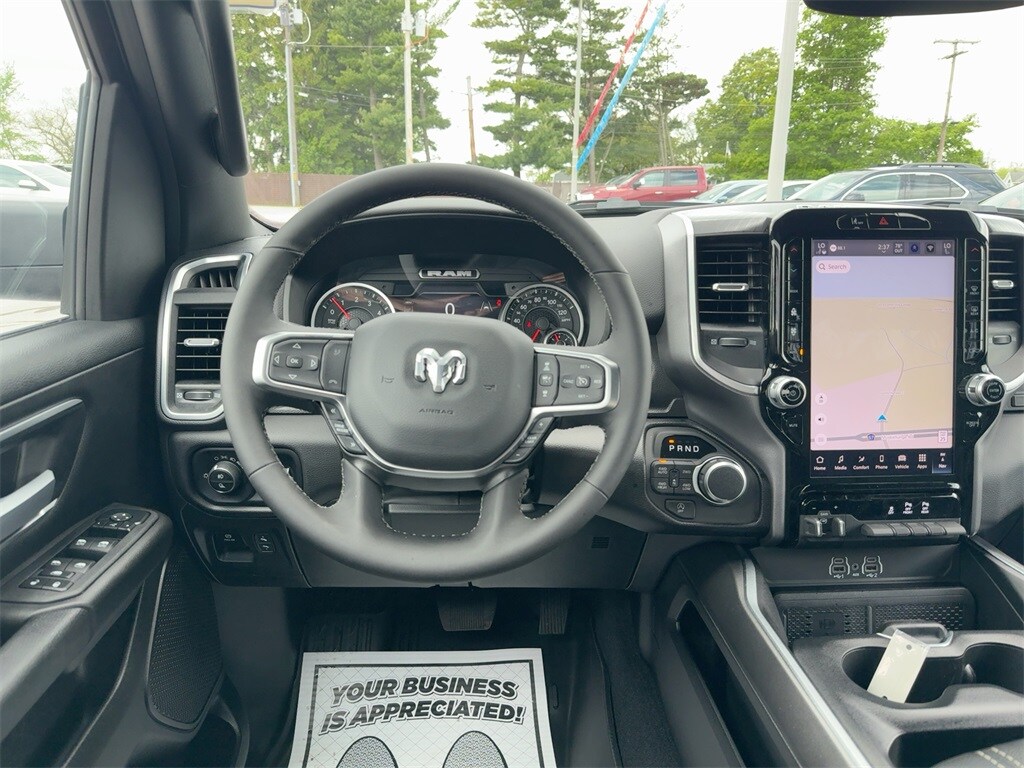 2025 Ram 1500 Big Horn photo 3